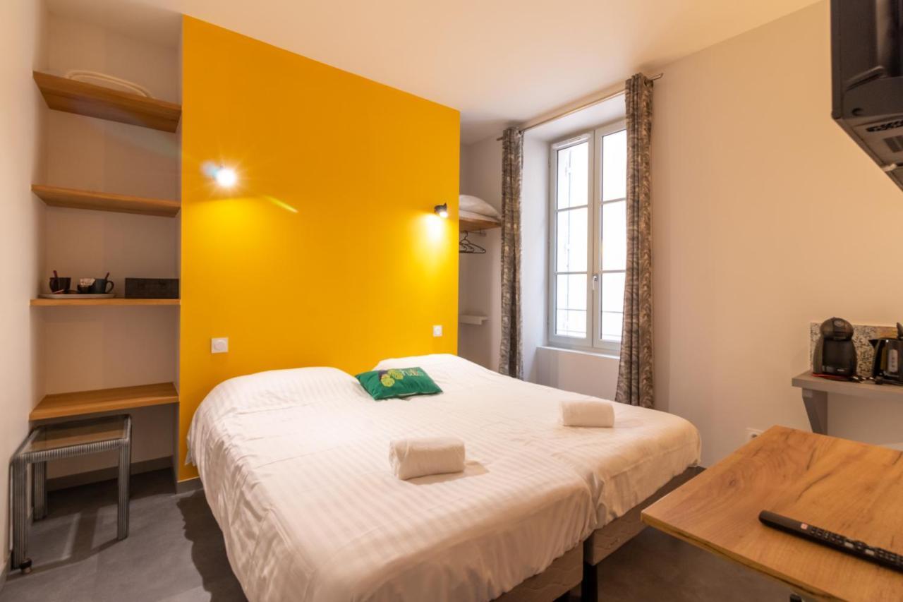 Les Halles Positives, Draps Compris Sarlat-la-Canéda Eksteriør billede